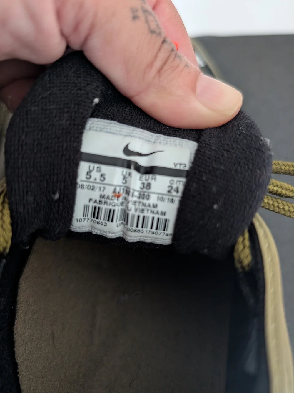 Nike Olive Green Black Undefeated Air Max 97 Size 5.5y